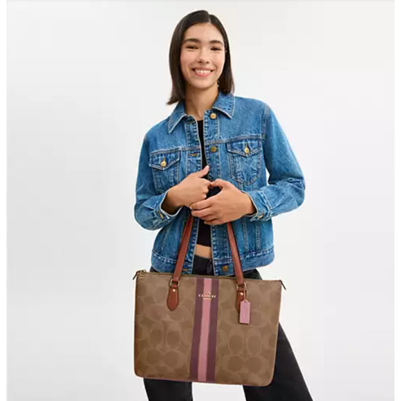 Coach Gallery Tote Bag In Signature Canvas W/ Stripe Print CBM18 Gold/Tan Multi - Picture 13 of 13